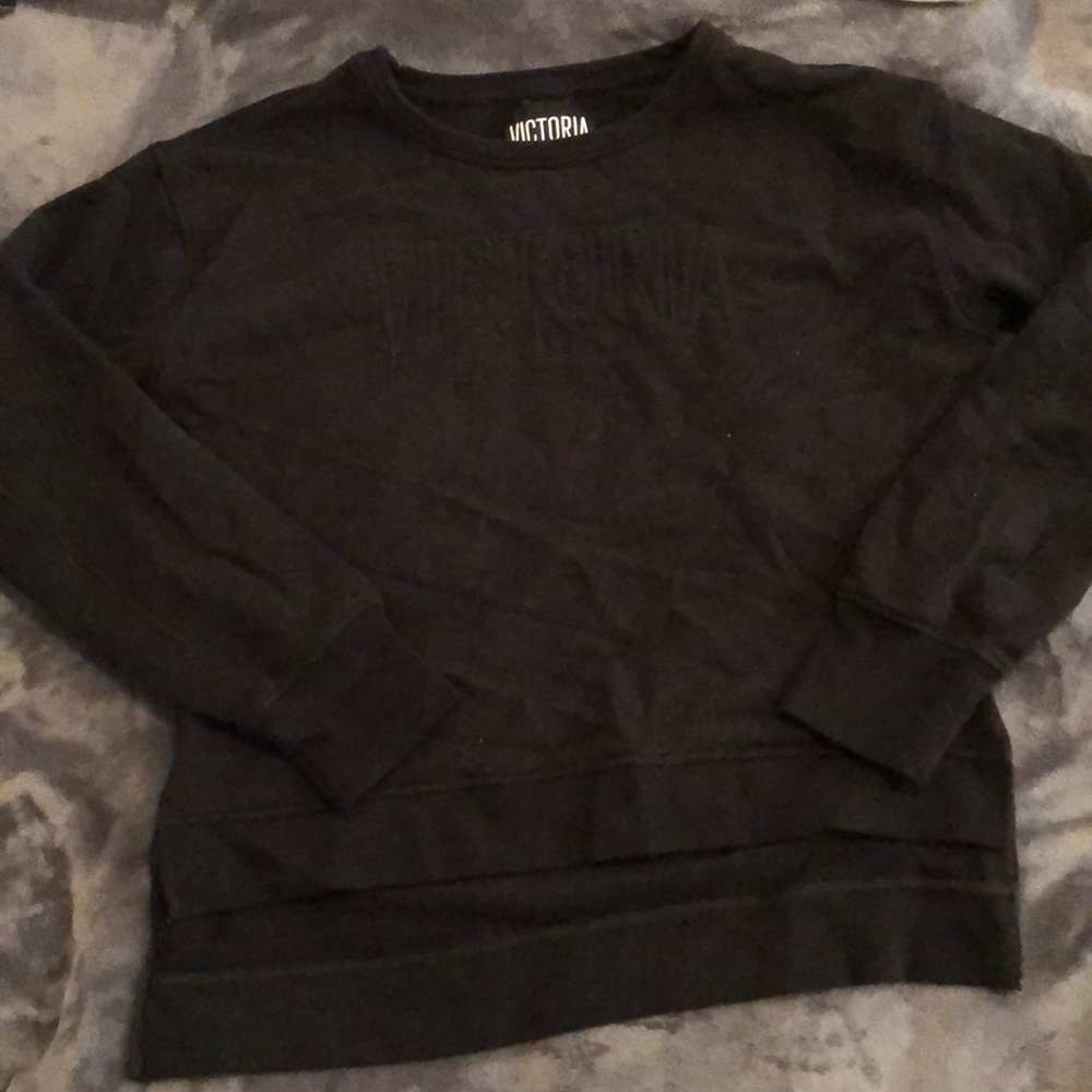 Victoria Sport Sweater